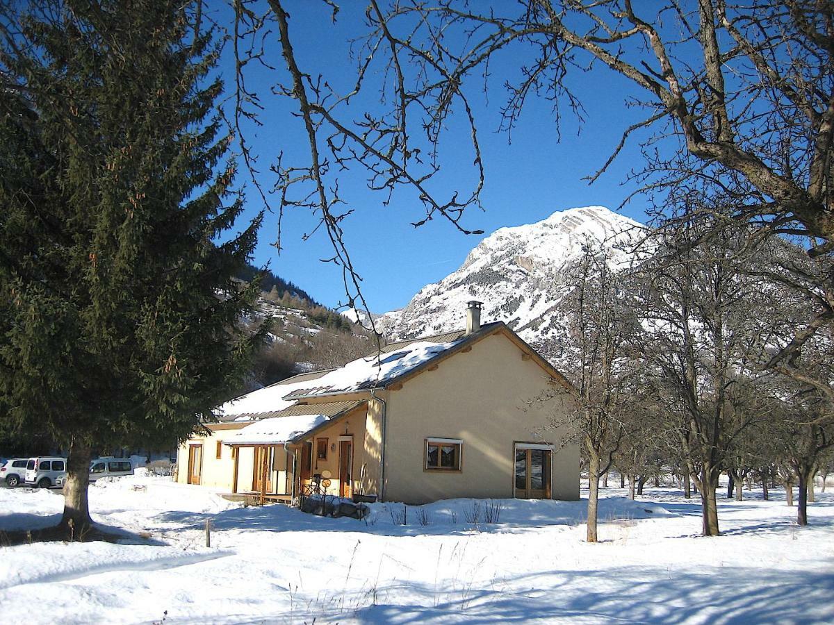 Chambres D'Hotes La Pierre D'Oran LʼArgentière-la-Bessée Exterior foto